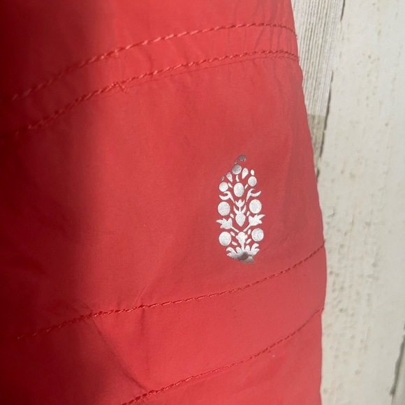 Free People Movement size M Coral Athletic Cargo Pull On Shorts Lightweight - Picture 2 of 7